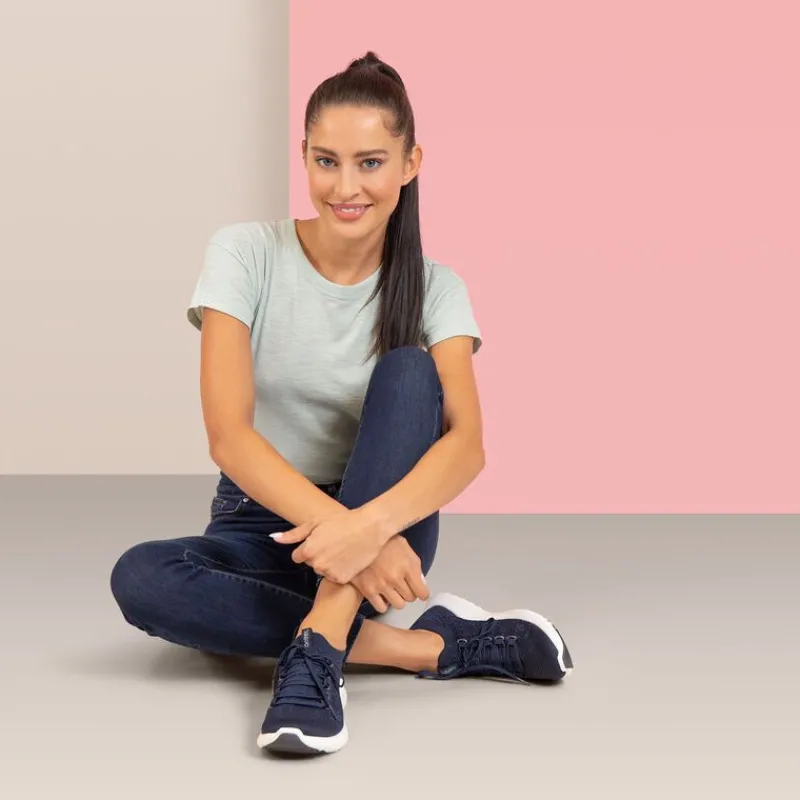Aetrex Carly Arch Support Sneakers