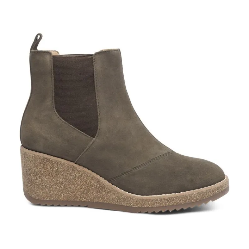 Aetrex Dawn Wedge Boot