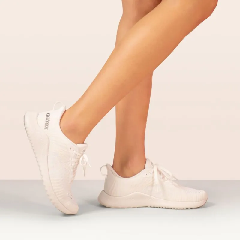 Aetrex Emery Arch Support Sneaker